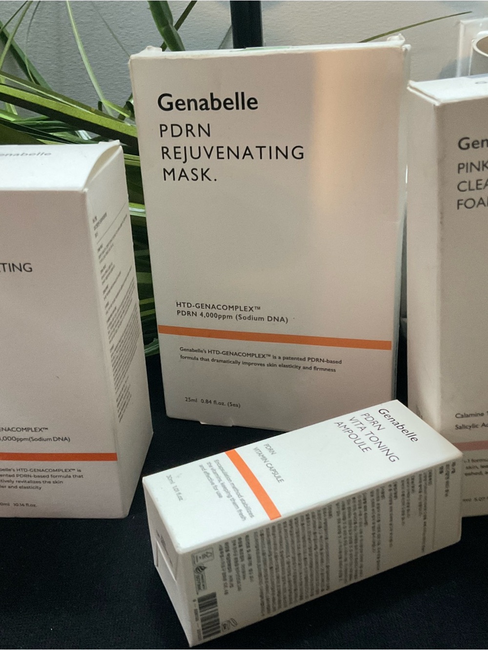 PDRN Rejuvenating Mask - Picture 3 of 3